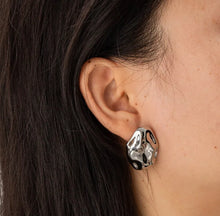 Load image into Gallery viewer, Ofelia Earrings in Silver
