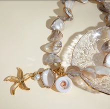 Load image into Gallery viewer, Starfish Necklace