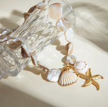 Load image into Gallery viewer, Starfish Necklace