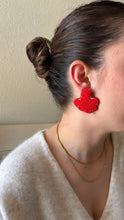 Load image into Gallery viewer, Flor Earrings

