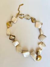 Load image into Gallery viewer, Sunny Summer - Shell Neckalce
