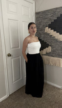 Load image into Gallery viewer, Moment To Memory - Maxi dress

