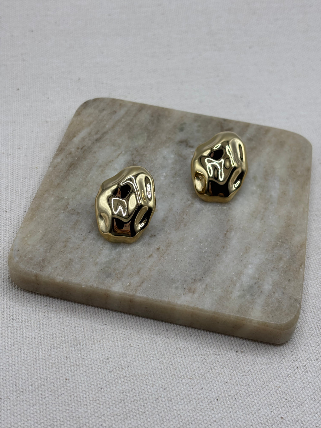 Ofelia Earrings in Gold