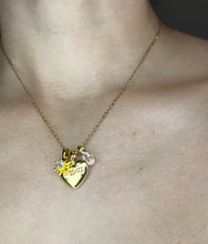 Load image into Gallery viewer, Mom Heart Necklace
