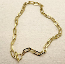 Load image into Gallery viewer, Hilda Necklace
