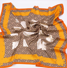 Load image into Gallery viewer, Julia Scarf / Fretwork
