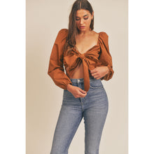 Load image into Gallery viewer, Victoria Top in Camel
