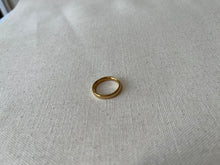 Load image into Gallery viewer, Luna Ring
