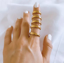 Load image into Gallery viewer, Eternal Love - Ring
