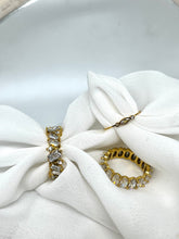 Load image into Gallery viewer, Chic Girl - Ring
