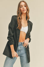 Load image into Gallery viewer, Without Limits- boyfriend blazer in Black
